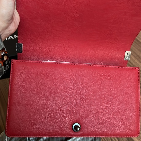 A109- π―% authentic Chanel Medium Boy top handle bag - Picture 14 of 17